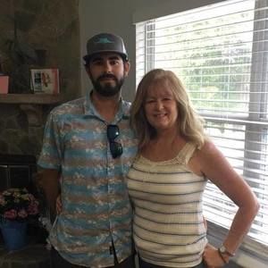 Meet your Posher, Deborah